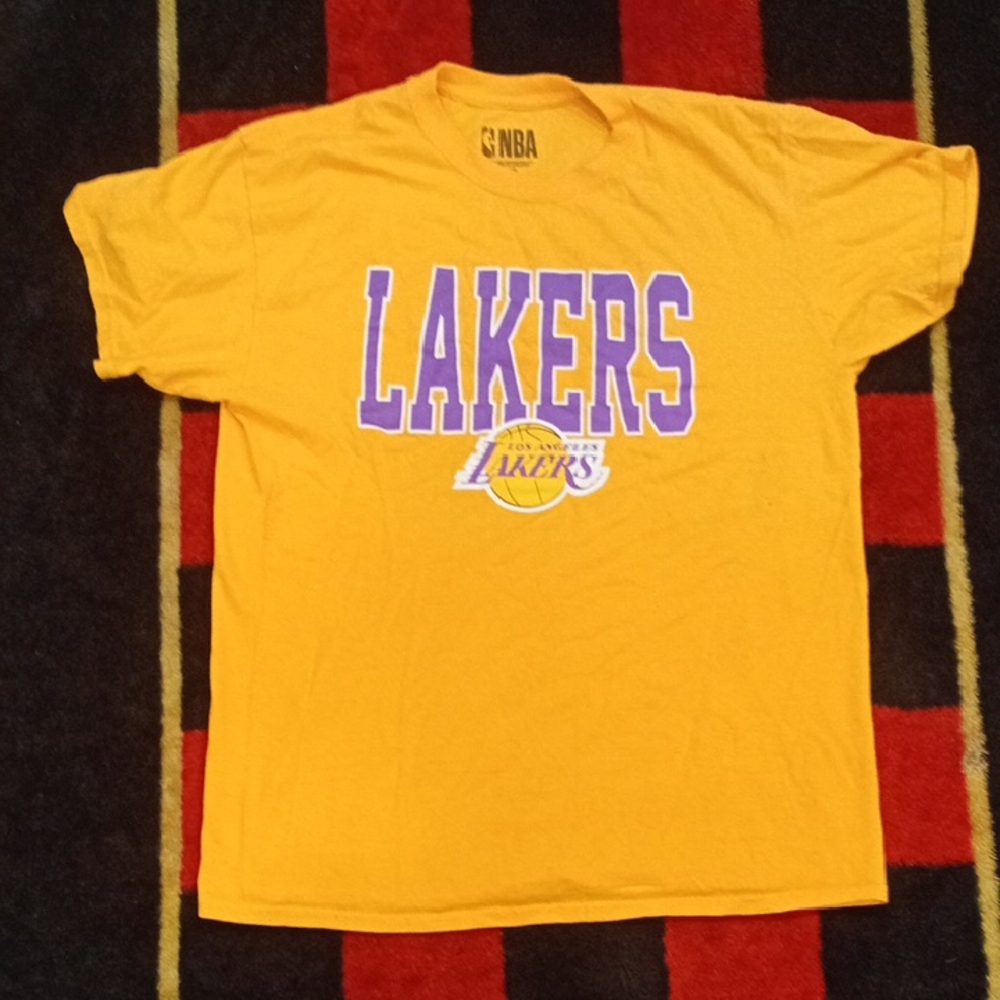 Los Angeles Lakers Shirt (L)